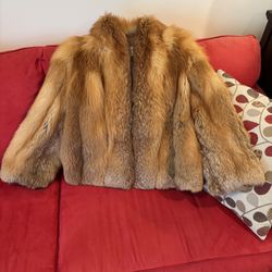 Red Fox Jacket.  Perfect Condition! Perfect Lining. Size Medium 