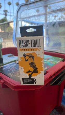 Basketball jumbo box mystery pack Fairfield random