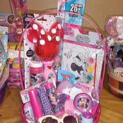 Minnie Mouse Basket 