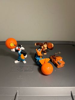 McDonald’s Happy Meal Toy Lot Looney Tunes Donkey Kong Mater Figures
