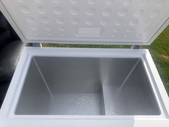 Deep freezer