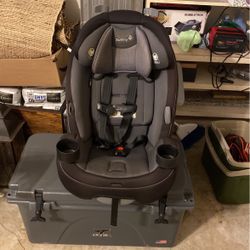 Child’s Car Seat