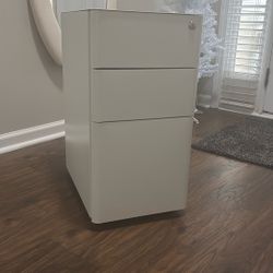 File Cabinet With Lock 