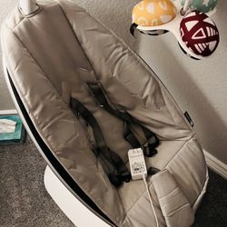 4moms MamaRoo Multi-Motion Baby Swing