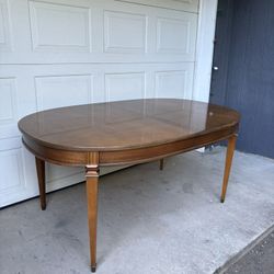 MCM Oval French Louis Regency Dining Table •FREE DELIVERY•