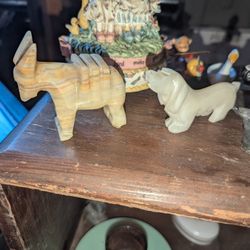 VINTAGE CARVED DONKEY / DOG 