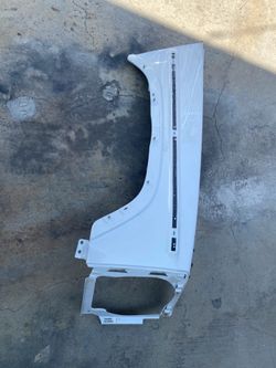 2025 G wagon left fender