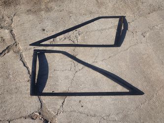 Mustang foxbody hatch side 1/4 window trim covers