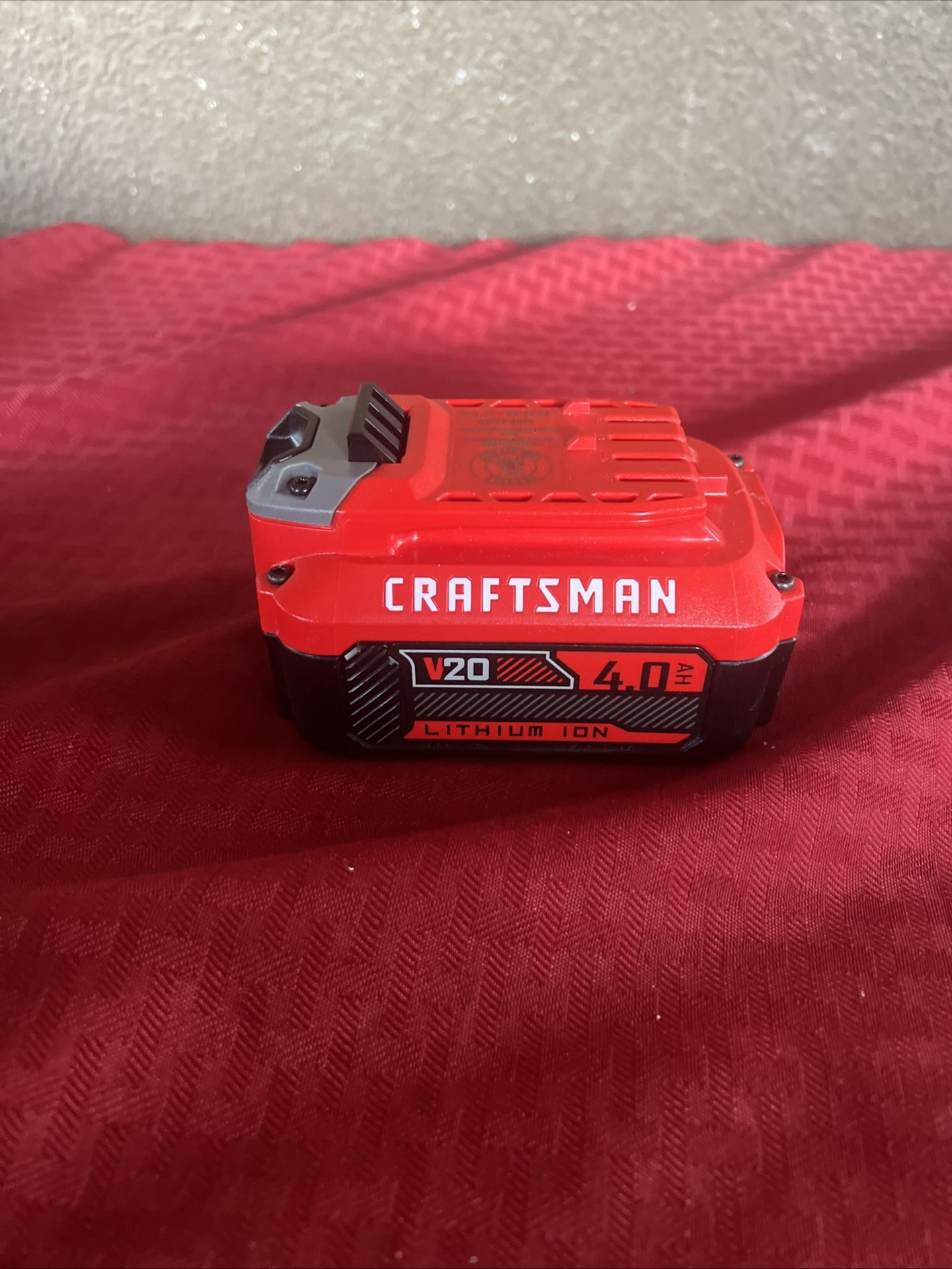 Craftsman CMCB204 : V20 20 Volt Max 4.0AH Lithium-Ion Battery Great Condition