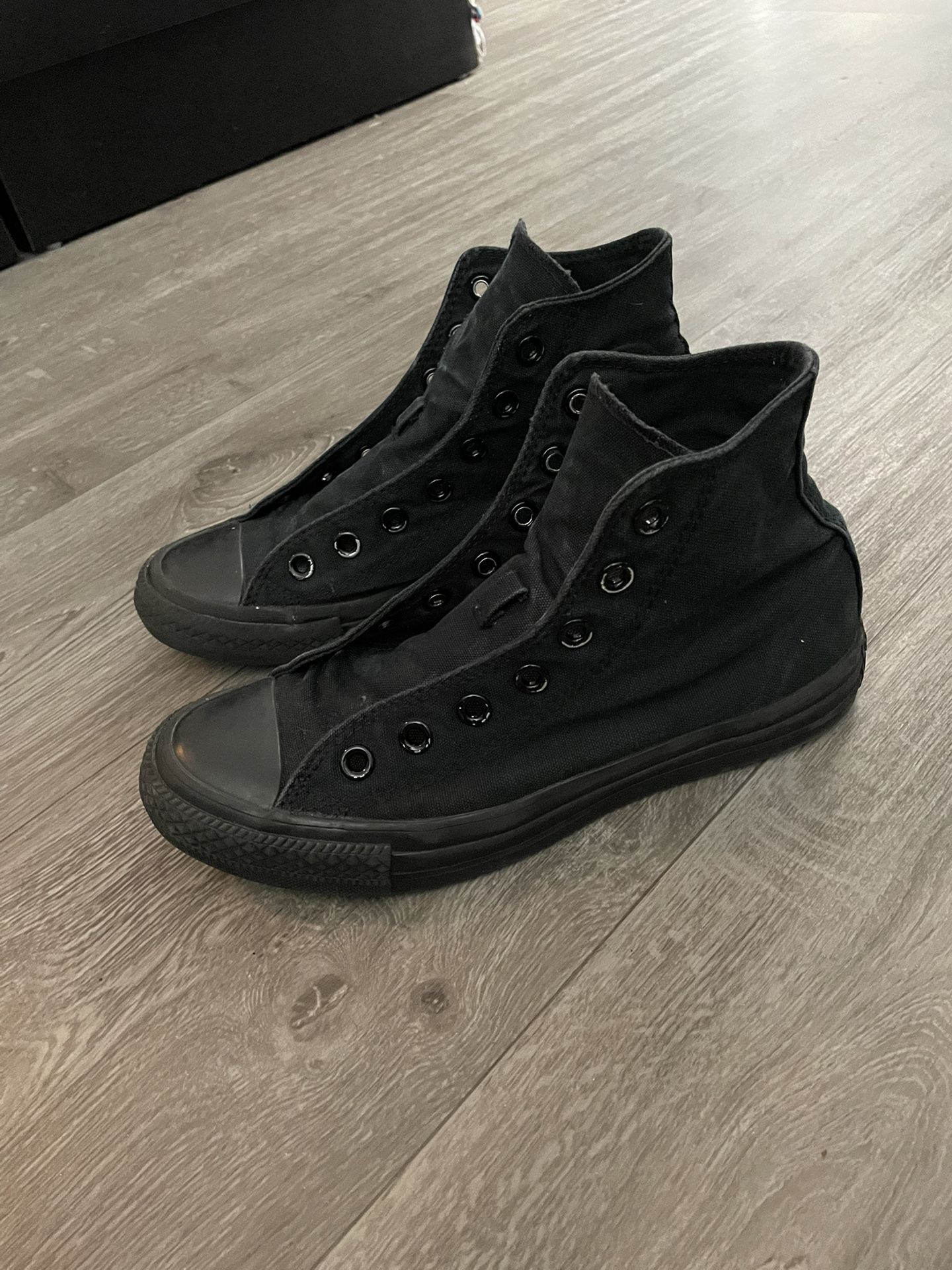 Black Converse