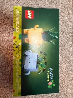 Lego Botanicals Happy Plants