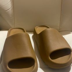 Yezzy Slides 