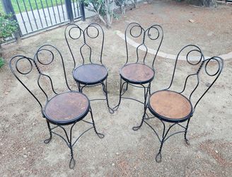 Vintage chairs (set of 4)