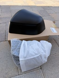 2026+ Tesla Model Y Juniper Matte Black Side Mirror Covers (Used)