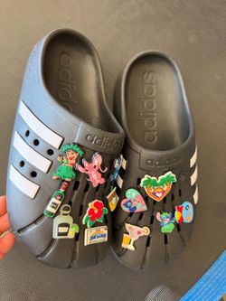 Women’s addias shoes size 6
