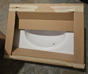 WHITE CULTURED MARBLE VANITY TOP.....25" x 19"....NEW....$ 60
