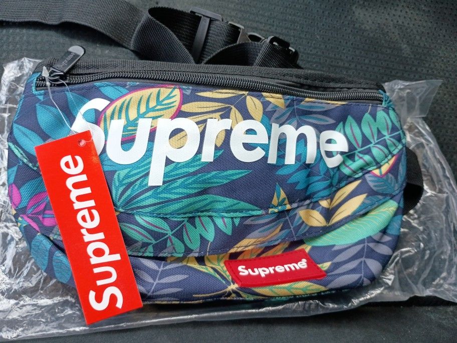 Supreme Fanny Belt Bag