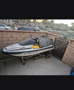 Jet ski
