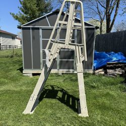 Adjustable Pool Ladder 
