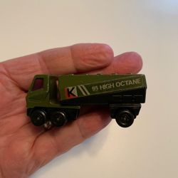 Toy Matchbox 95 HIGH OCTANE FREEWAY GAS TANKER No 63 w/SuperFast Wheels