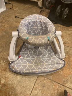Baby chair to sit down