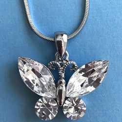 Sparkling Crystal Butterfly Necklace On Snake Chain *Ship Nationwide Or Pickup Boca Raton