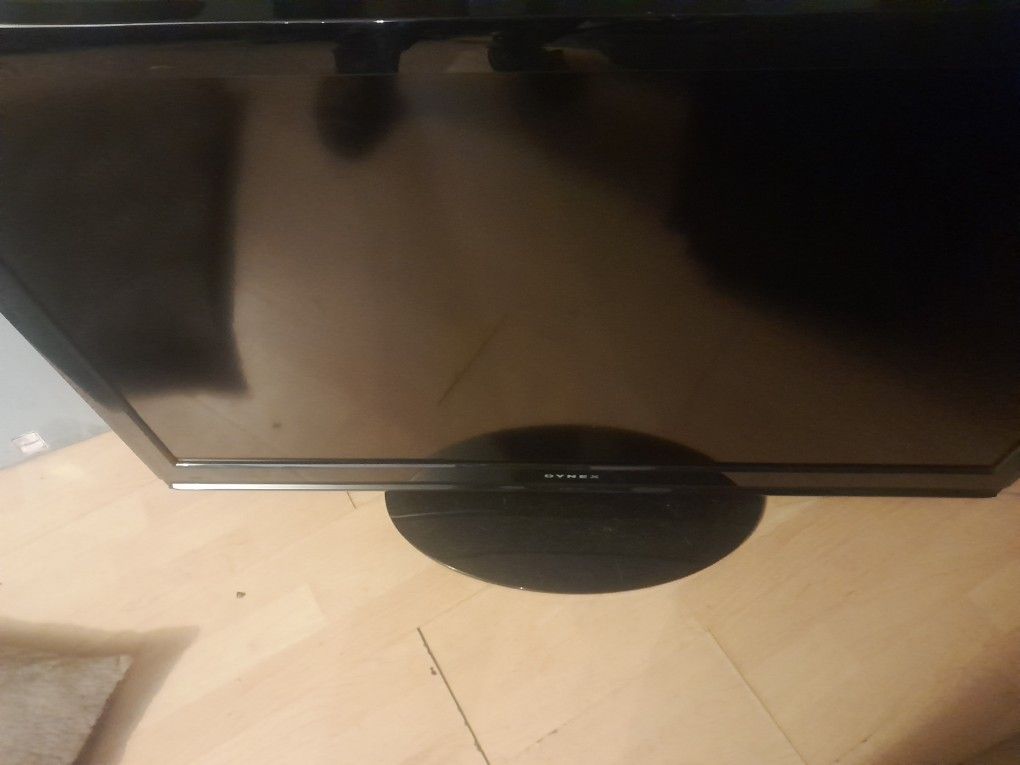 46 Inch Dynex Tv