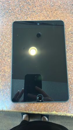 iPad mini 5th gen / 64 GB