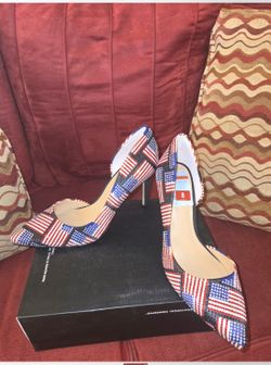 Womans Pumps/Red, White And Blue