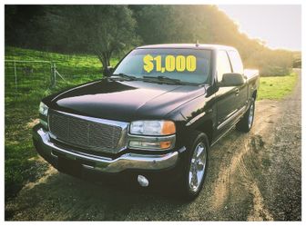 🍁$ 1,000 Selling my 2006 GMC Sierra🍁