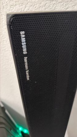 Samsung Harman Kardon Soundbar rear speakers and subwoofer