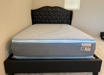 Queen Size Bed Frame With Mattress 