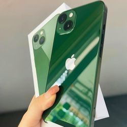 Apple IPhone 13 128gb Unlocked, FREE Smartwach/ Headphones. Pay $1 Today Rest in payments. NO CREDIT NEEDED FINANCING