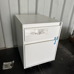 Steelcase file cabinet with keys