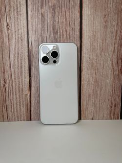 iPhone 15 Pro Max - Unlocked - 512GB 