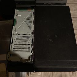 Sony PlayStation Ps4 500 gig As Is Read Description