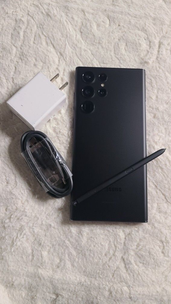 Unlocked Samsung Galaxy S22 Ultra