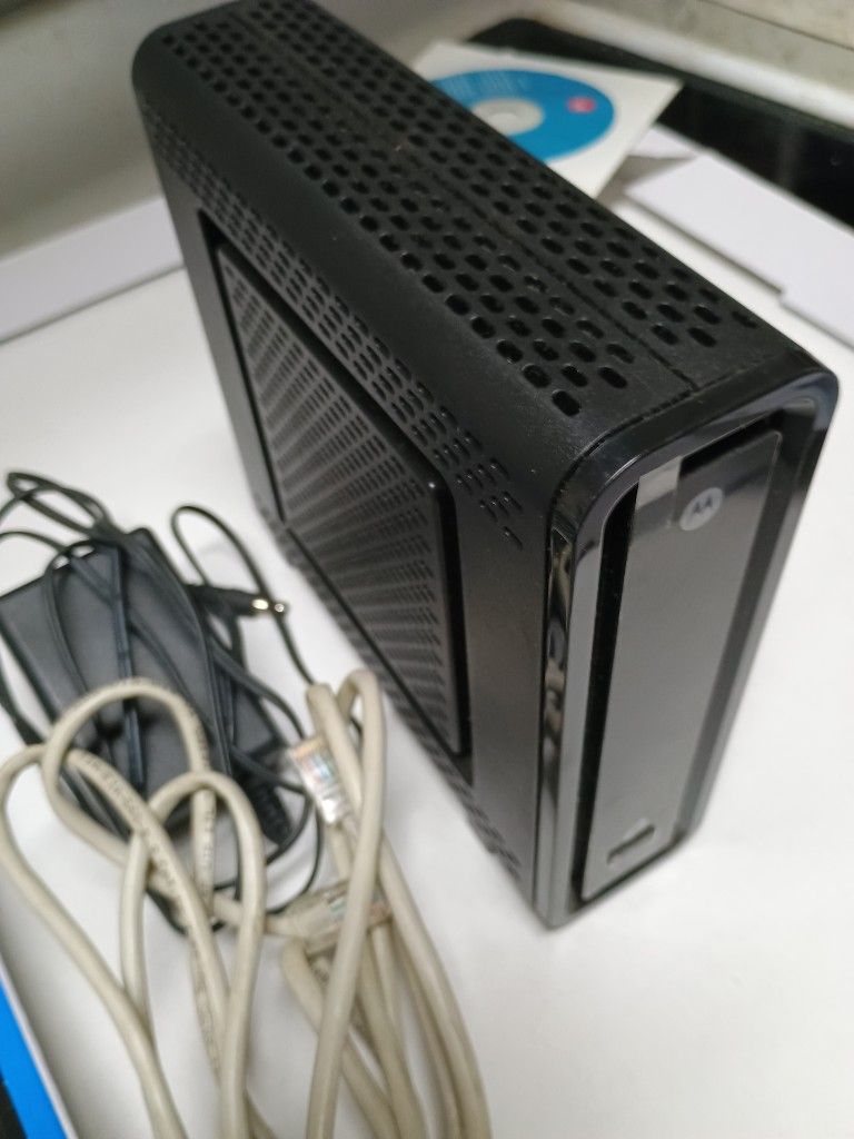 Motorola Surfboard eXtreme Wireless Cable Modem Crash Only Pick Up Only
