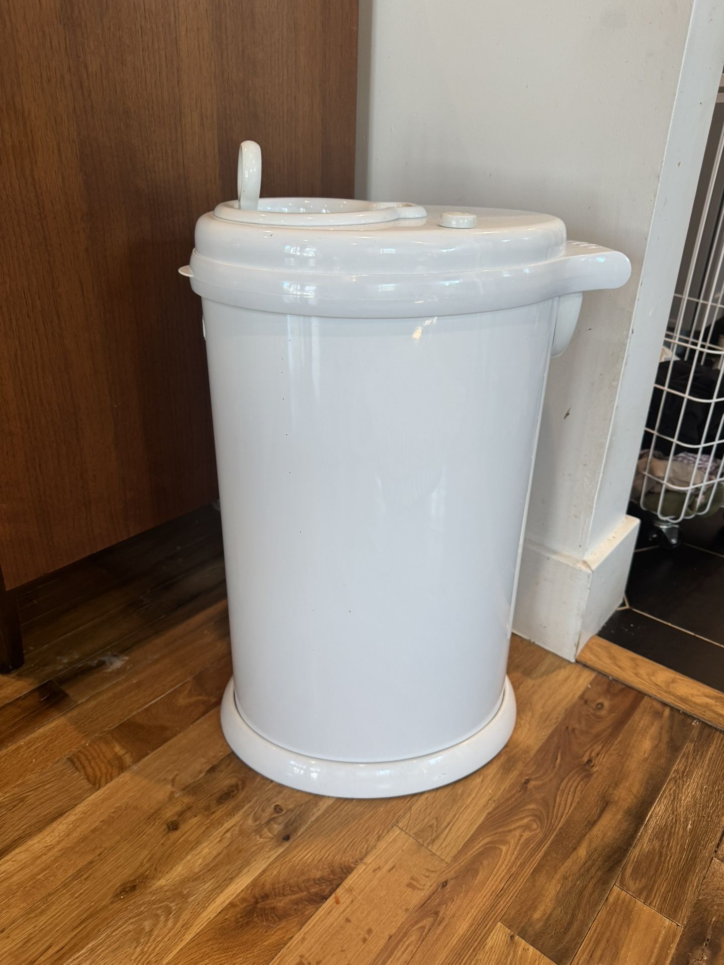 Ubbi stainless steel diaper pail