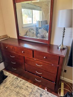 Bedroom set