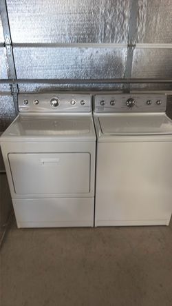 Lavadora y secadora Maytag de gas