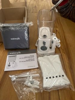 Waterpick water flosser