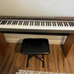 Digital Piano / Keyboard 