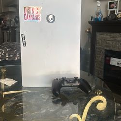 PlayStation 5 (Slightly Used)