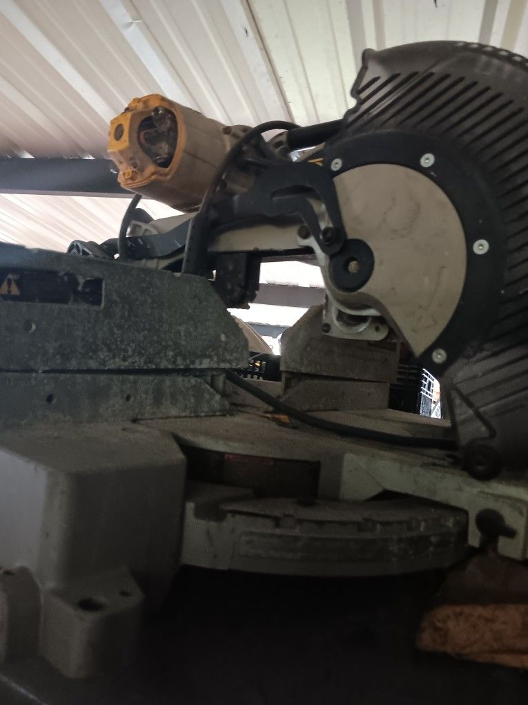 Dewalt Table Saw