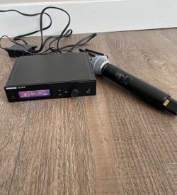 SHURE SLXD4 BETA 58a LIKE NEW WIRELESS MICROPHONE