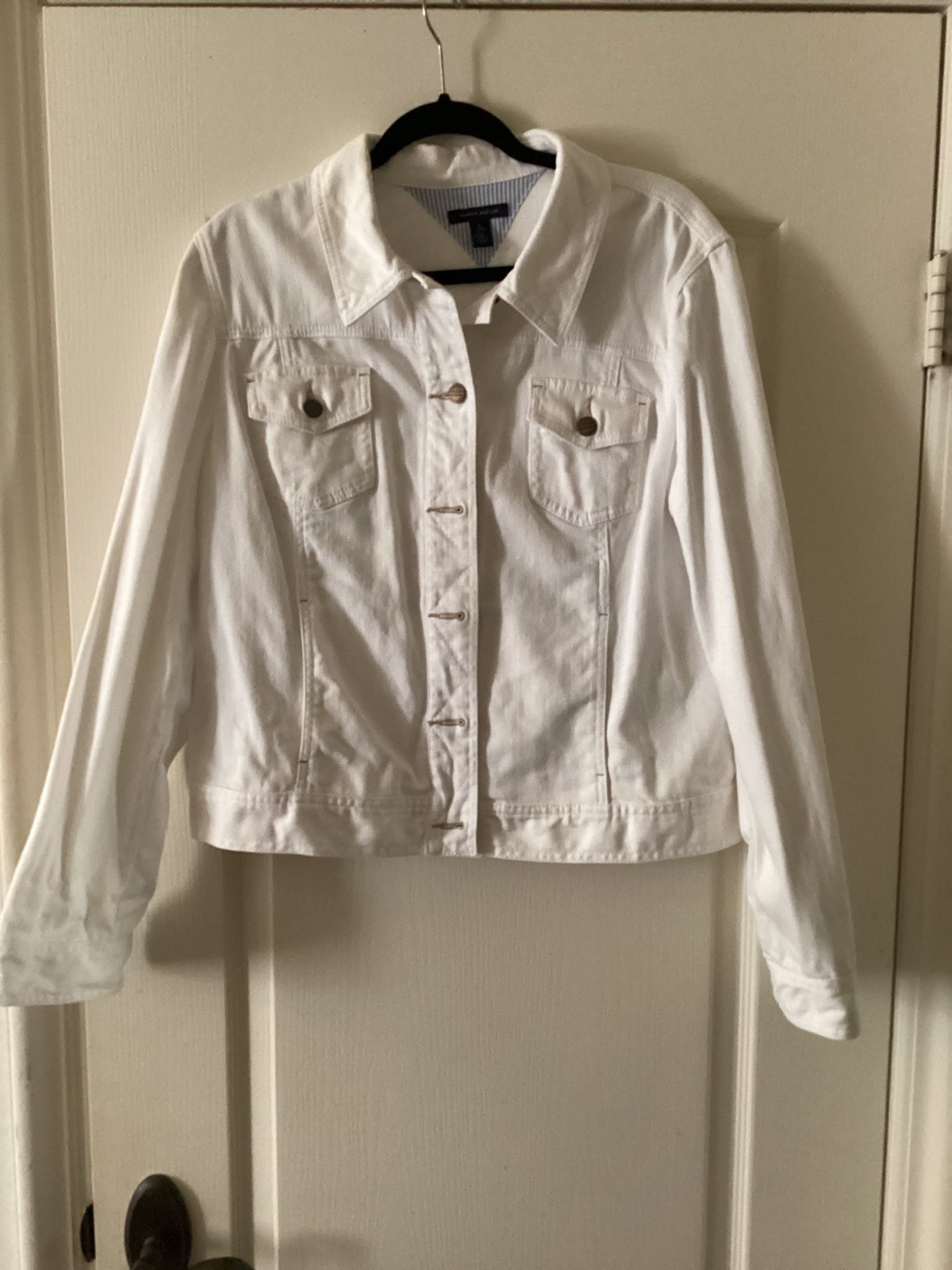 women’s Tommy Hilfiger White Jean Jacket