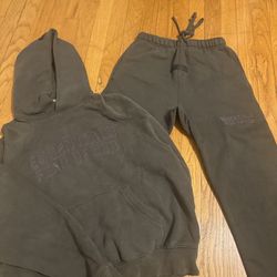 olive green essential set