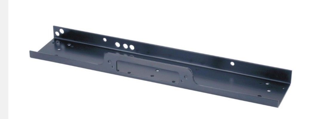 WINCH MOUNT - UNIVERSAL