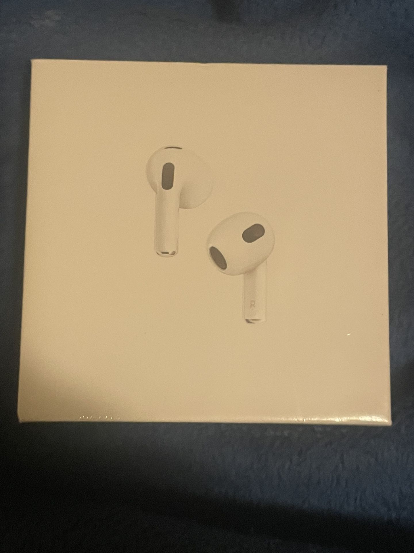 AirPod Gen 3
